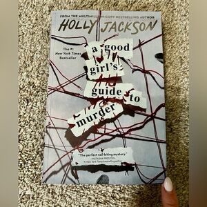 A Good Girl's Guide to Murder Book